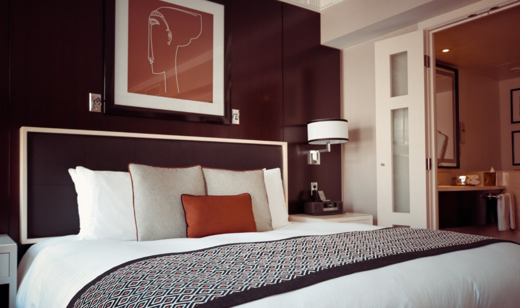  Elegant Comfort 100% Cotton Shell Stripe Hotel Pillows