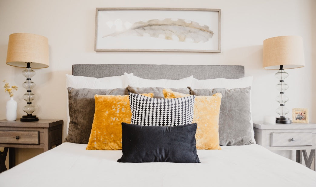 Know Your Pillows! - Your Guide To Pillow Shapes and Sizes